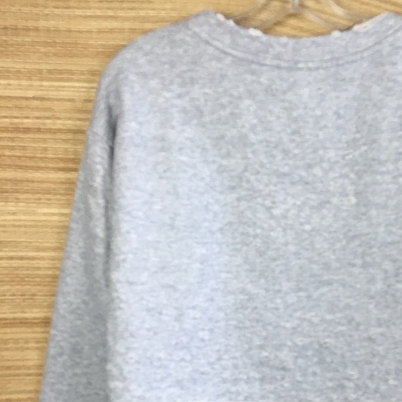 Alo Yoga Distressed Cropped Crew Neck Sweatshirt In Heather Gray Size S - Picture 7 of 9